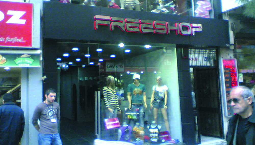 freeshopgiyimmagazasi2